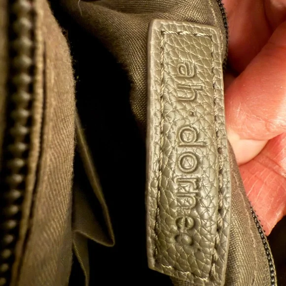 Ah Dorned Olive Green Leather Shoulder Bag - Picture 3 of 3